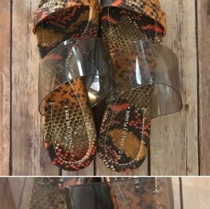 Donald Pliner Sandals